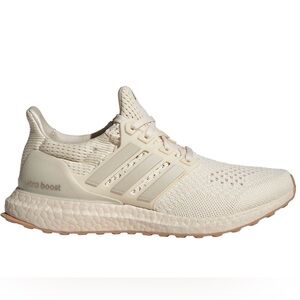 Adidas Women's Ultraboost Beige Sneakers brand new! M8/W9.5